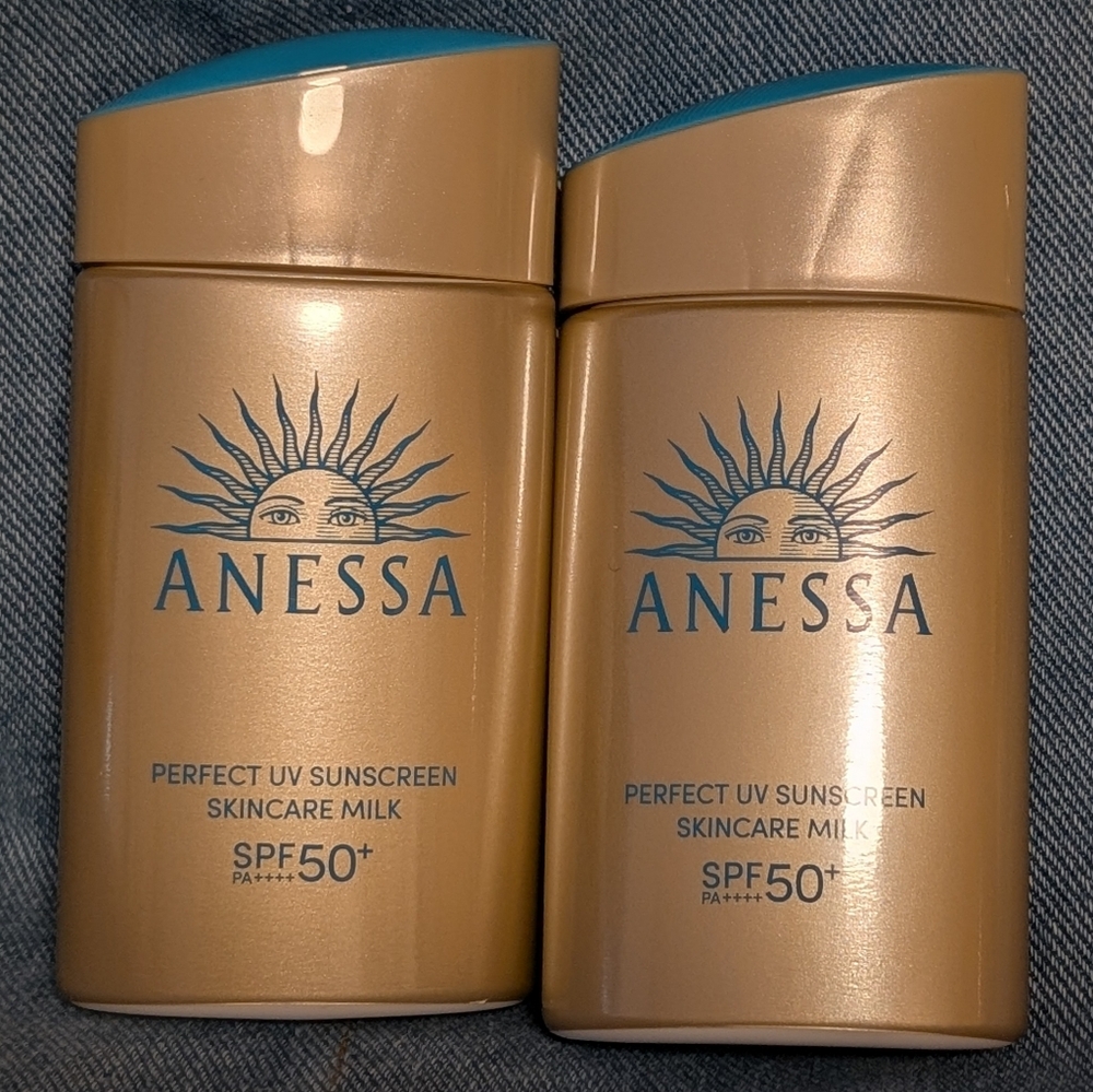 Aanessa Perfect UV Sunscreen Skincare Milk SPF 50+ (2 Bottles, Brand New)